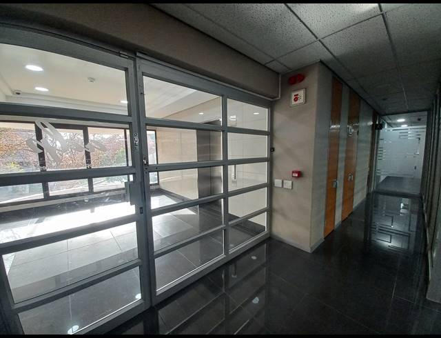 924M² OFFICE TO LET IN MOWBRAY